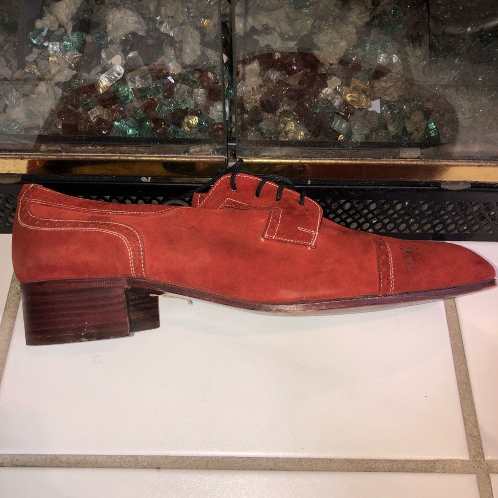 Shoes - Picture 5 of 6